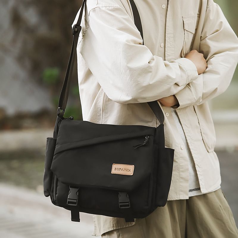 Messenger Flap Plain Bag