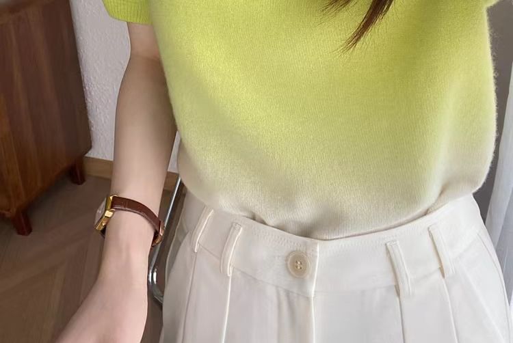 Knit Neck Gradient Crew Short-Sleeve Top