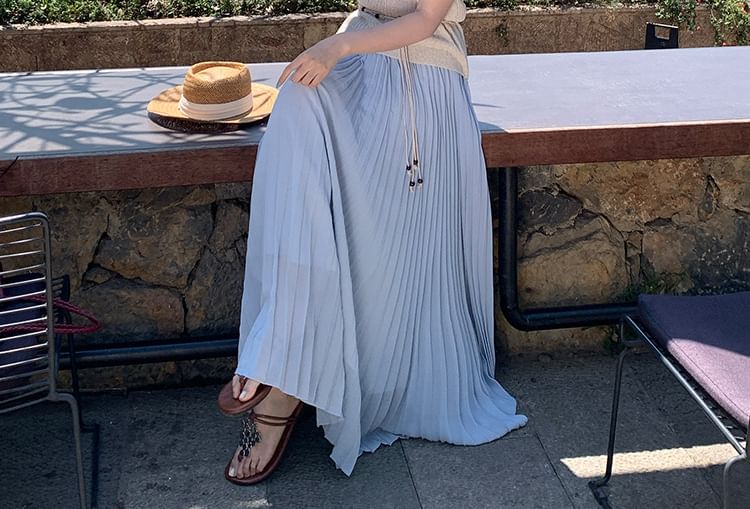 Sleeveless Neck Ribbed Plain Top Crew Knit