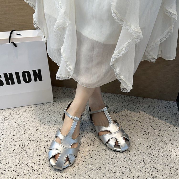 Low Sandals Gladiator Cut