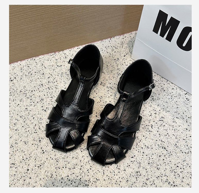 Low Sandals Gladiator Cut