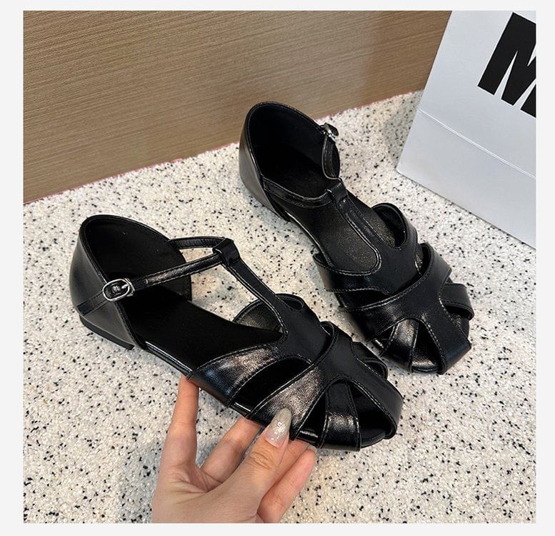 Low Sandals Gladiator Cut