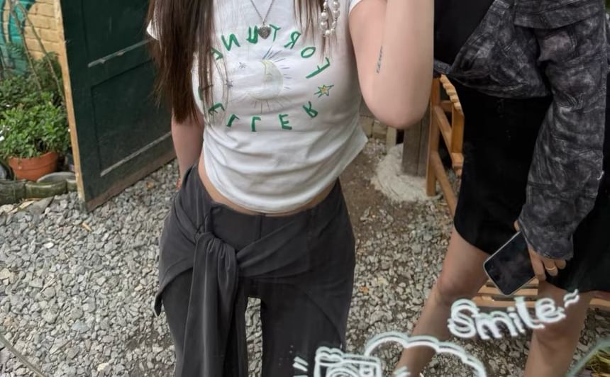 Short-Sleeve Lettering Crewneck T-Shirt Crop