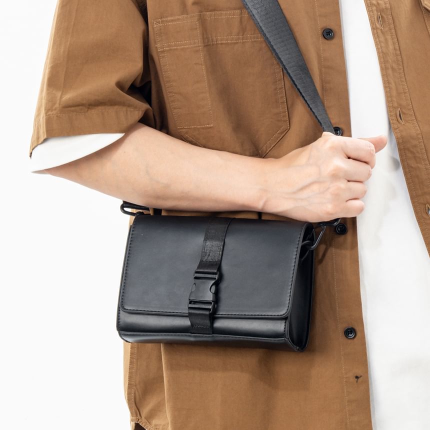 Crossbody Bag Flap Box Buckled