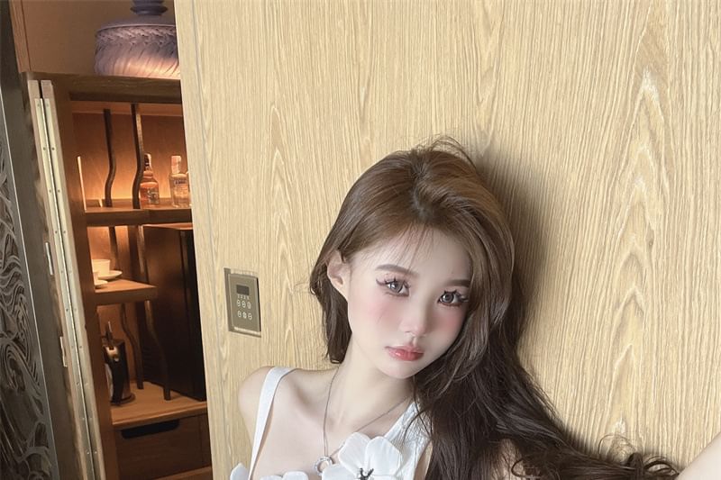 Top Floral Asymmetrical Crop Tank