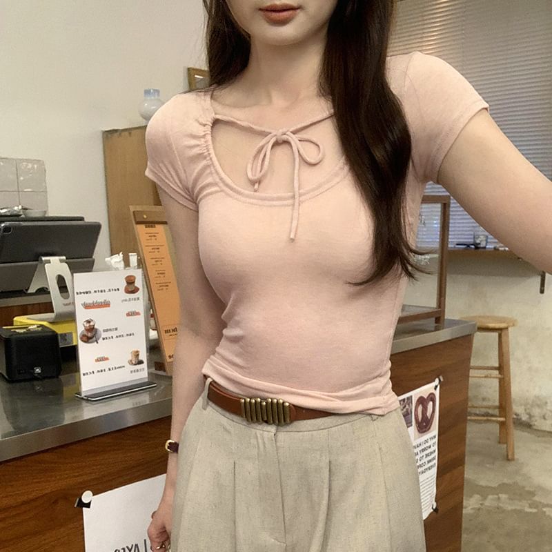 Plain Top U-Neck Short-Sleeve Crop