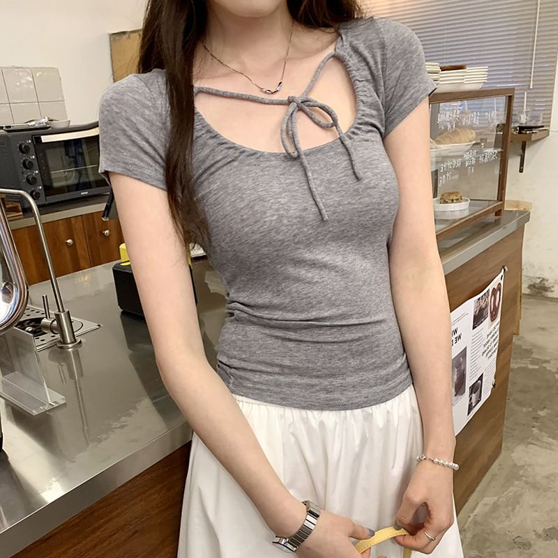 Plain Top U-Neck Short-Sleeve Crop