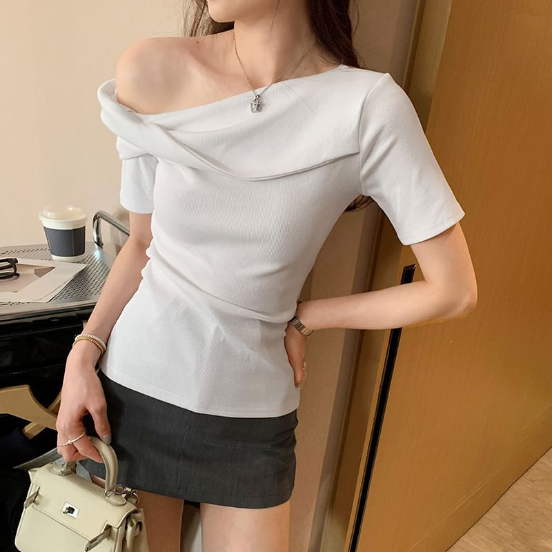 Top Sleeve Plain Short Shoulder Off