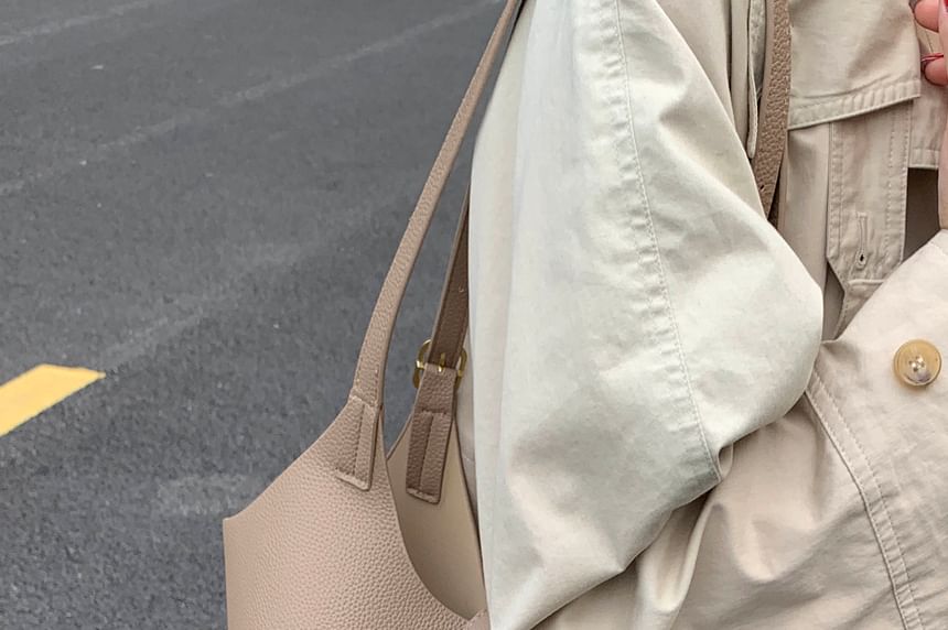 Shoulder Buckle Pouch Bag With