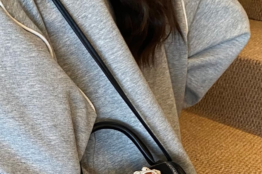 Plaid Heart Applique Flap Handle Top Crossbody Bag