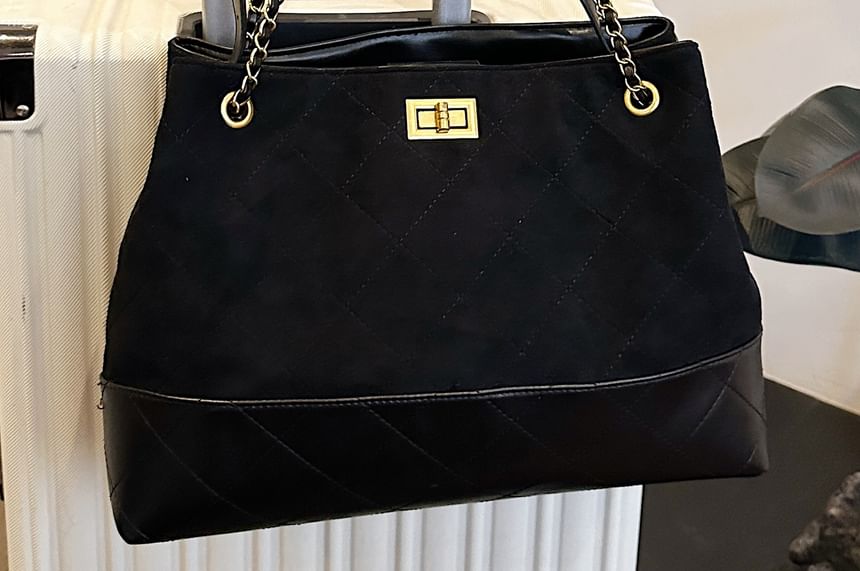 Chain Quilted Crossbody Tote Faux Suede Strap Bag