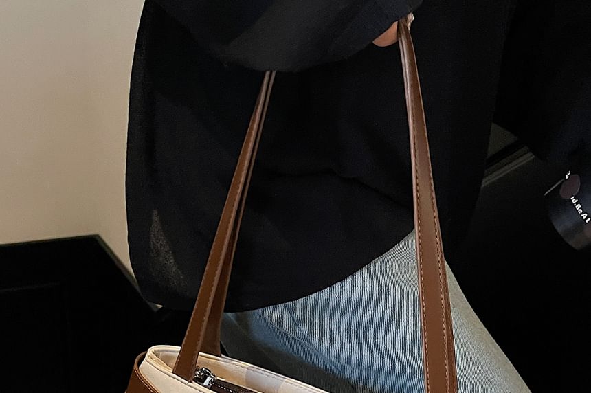 Tote Bag With Belted Pouch