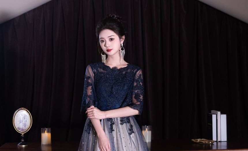 Designs) Gown / Dress Lace Panel (Various Evening Gradient Short-Sleeve Neck Round Cocktail