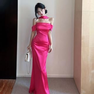 + Evening Plain Scarf Set: Satin Off-Shoulder Gown Mermaid