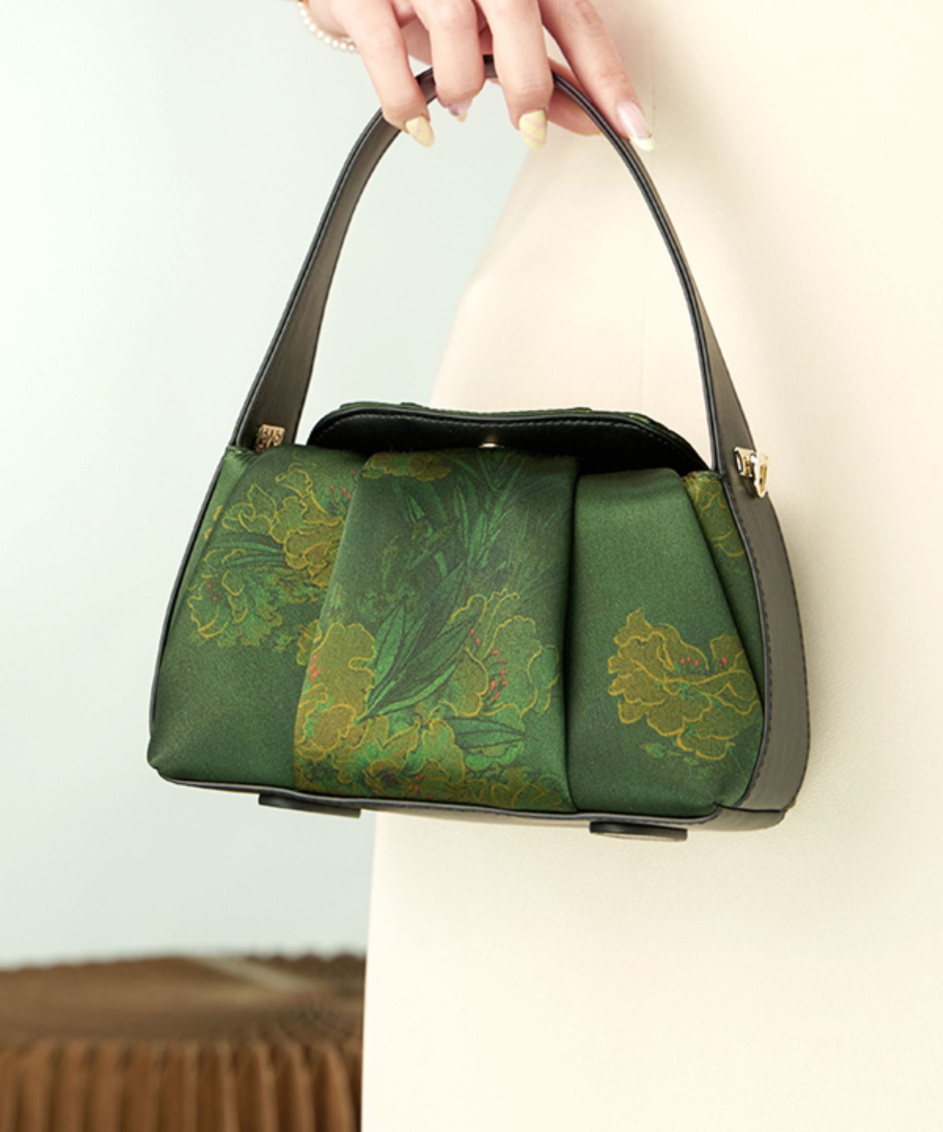 Retro Silk Tote Embroidered Green Bag New