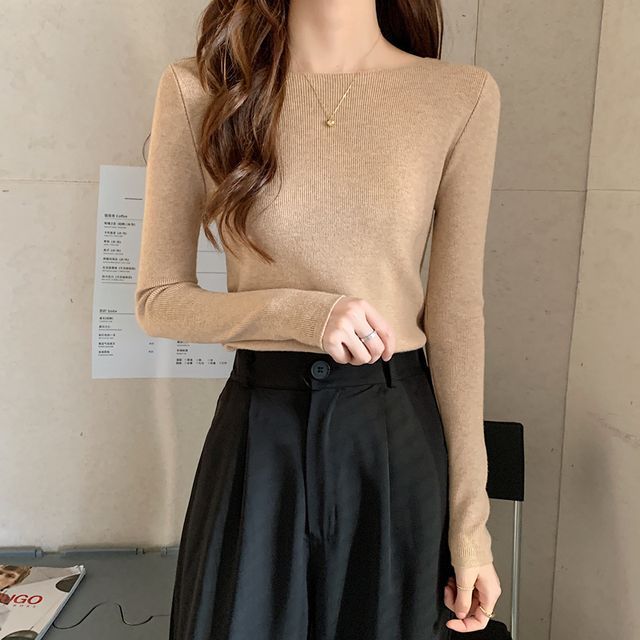 Long-Sleeve Slim-Fit Plain Knit Top