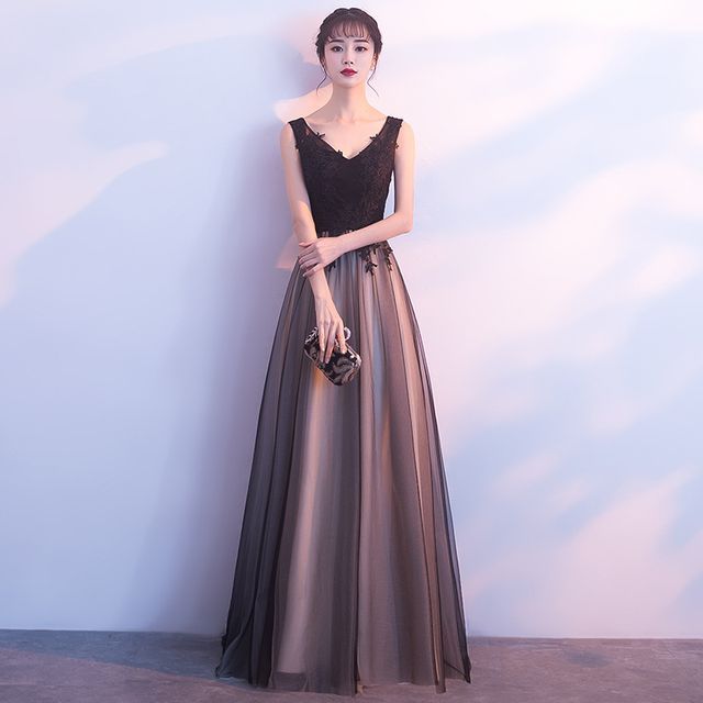 A-Line V-Neck / Evening Sleeveless Gown Dress Cocktail Lace Mesh Panel