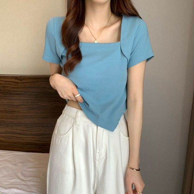 Square Short-Sleeve T-Shirt Irregular Neck Cropped
