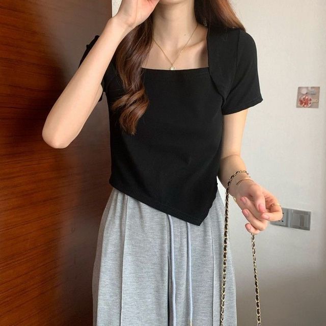 Square Short-Sleeve T-Shirt Irregular Neck Cropped