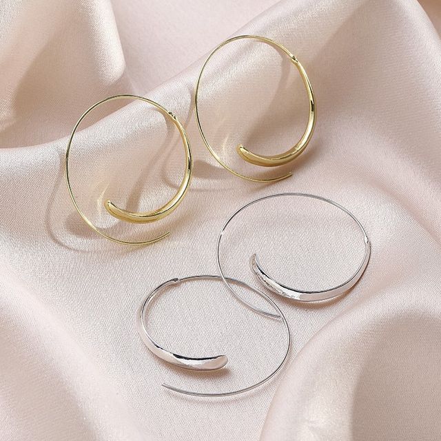 Oval Alloy Earring