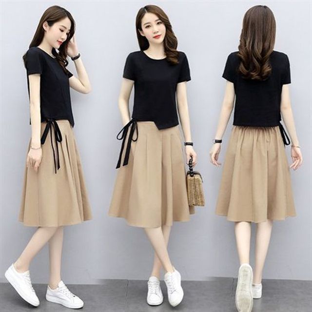 Round Neck Elastic Set: A-Line Short-Sleeve Plain + Skirt Waist T-Shirt Midi