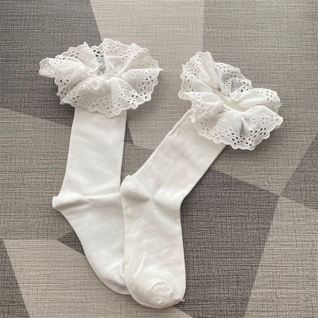 Plain Eyelet Lace Ruffled Socks