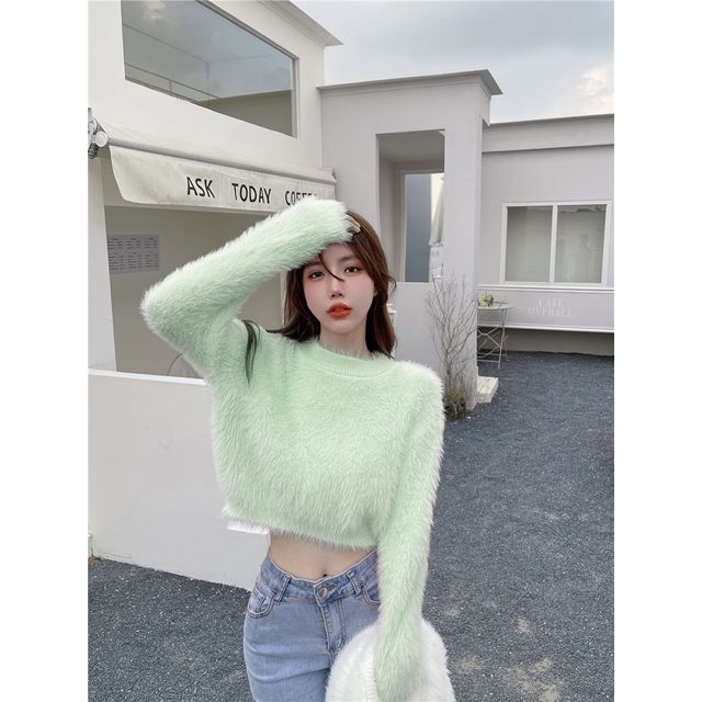 Round Sweater Plain Neck Cropped