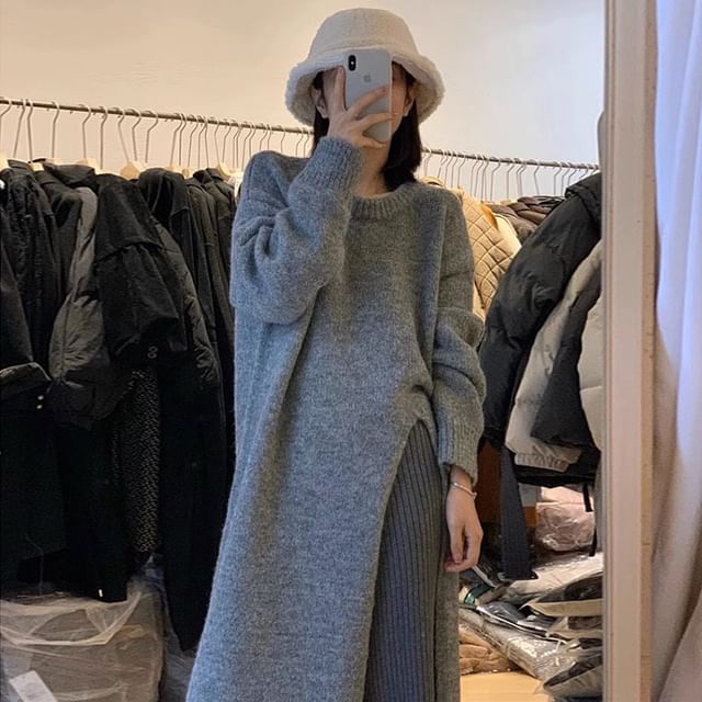 Long-Sleeve Crew Neck Plain Slit Midi Sweater Dress