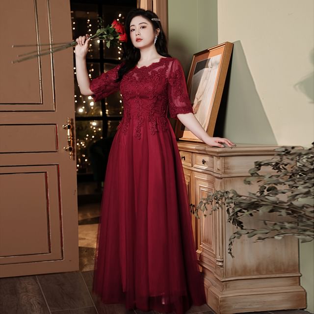 A-Line Gown Boatneck Lace Size Plus Elbow-Sleeve Evening