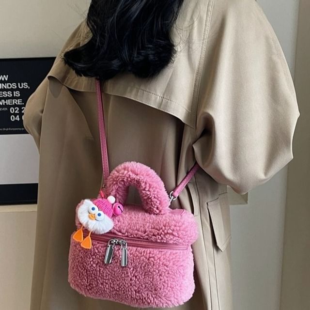 Crossbody Bag Charm / Faux Set Shearling