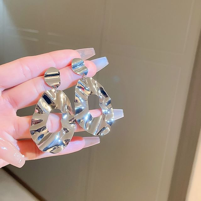 (Various Silver Designs) Earring Tone