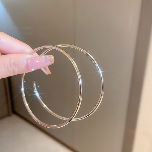 (Various Silver Designs) Earring Tone