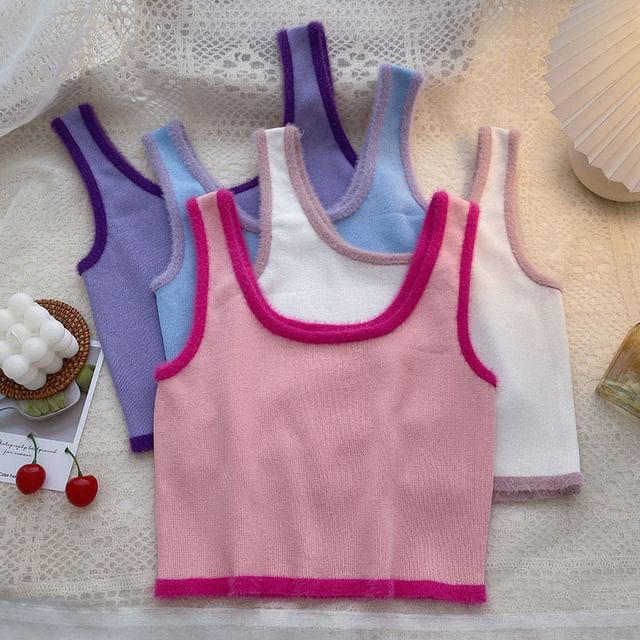 Top Neck Trim Scoop Contrast Crop Knit