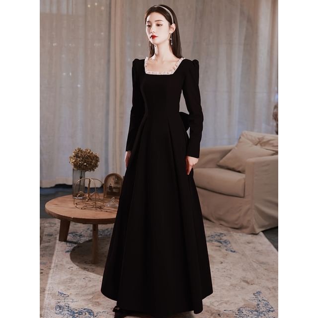 Gown Neck Designs) / Dress (Various A-Line Plain Long-Sleeve Square Evening