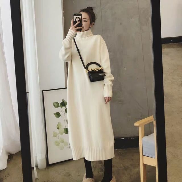 Plain Sweater Long-Sleeve Turtleneck Midi Dress