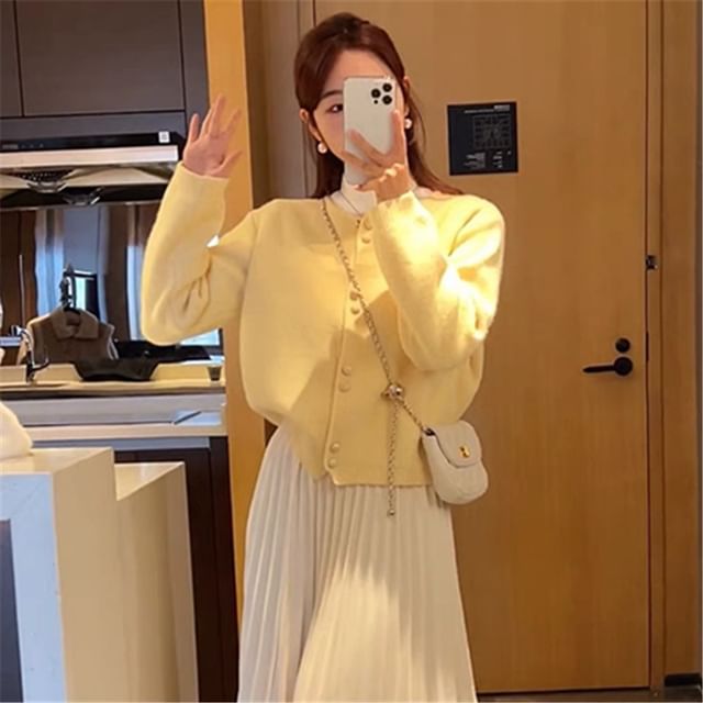 Faux Cardigan Buttoned Pearl Plain