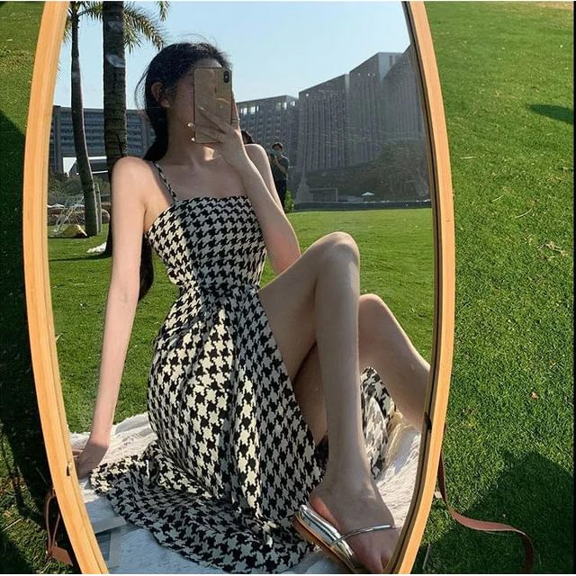 Slit Dress Houndstooth Spaghetti Strap A-Line Maxi