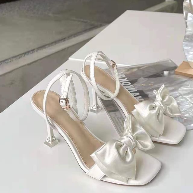 Heel Bow Sandals Accent High