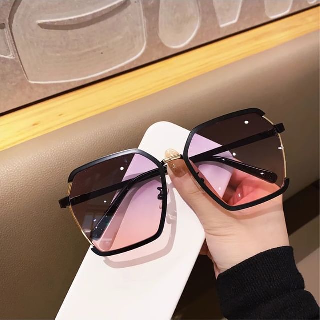 Square Sunglasses Oversized