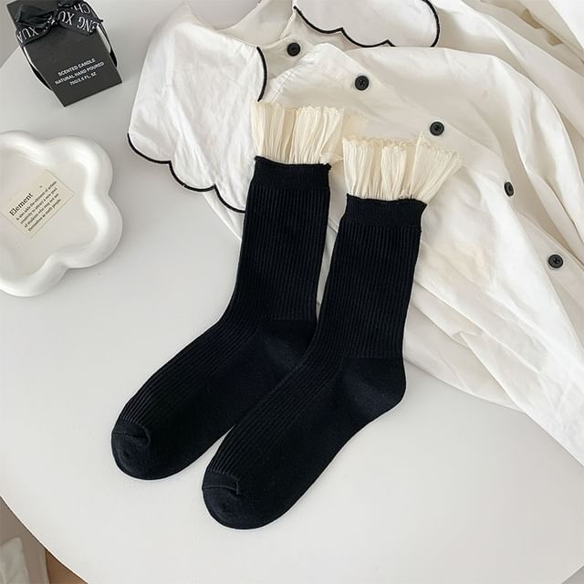 Two Tone Ruffle Socks