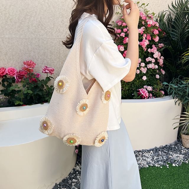 Knit Shopper Accent Bag Flower
