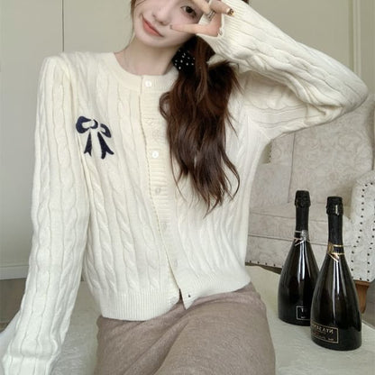 Round Neck Bow Embroidered Cable Knit Cardigan