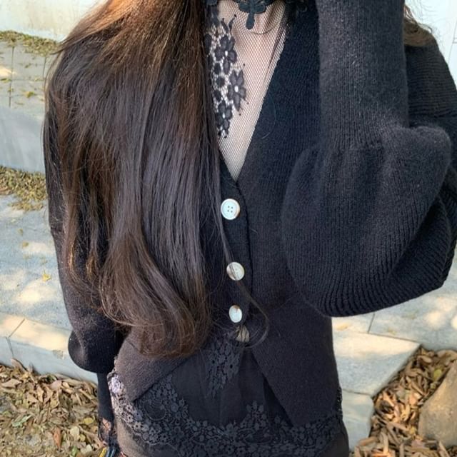 / Long-Sleeve Waist Shorts High Lace Neck Cardigan V-Neck Button-Up Top