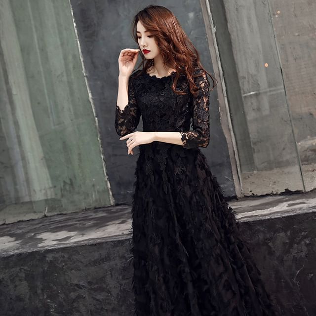 Dress / Gown Evening Round Lace Midi A-Line Neck 3/4-Sleeve Fringed