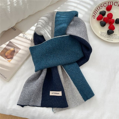 Two-Tone Label Applique Scarf