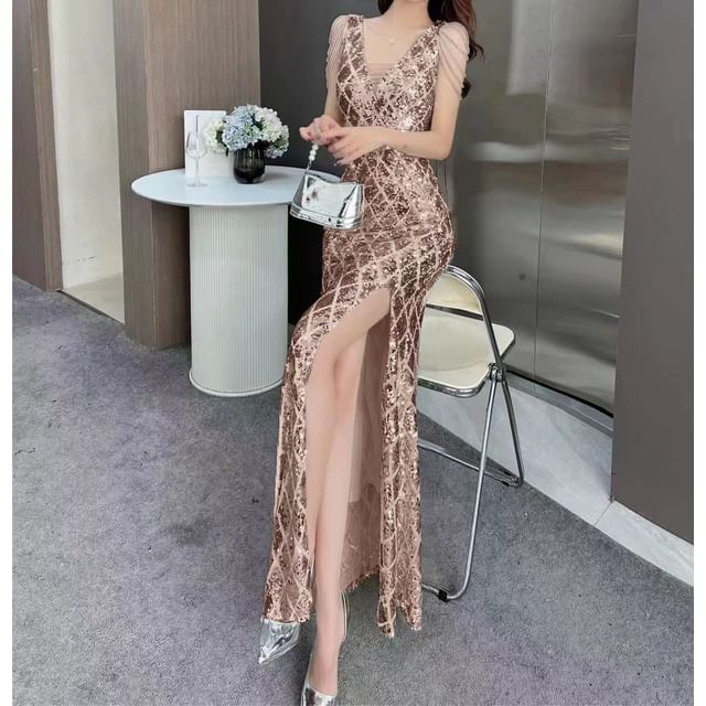 Sleeveless V-Neck Sequin Bead Fringed Slit Mermaid Evening Gown