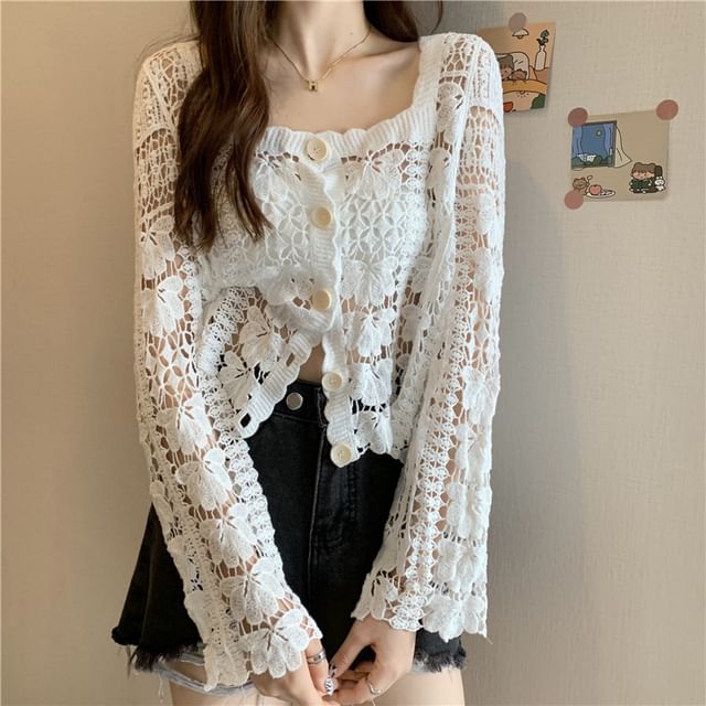Cropped Floral Crochet Cardigan Neck Square