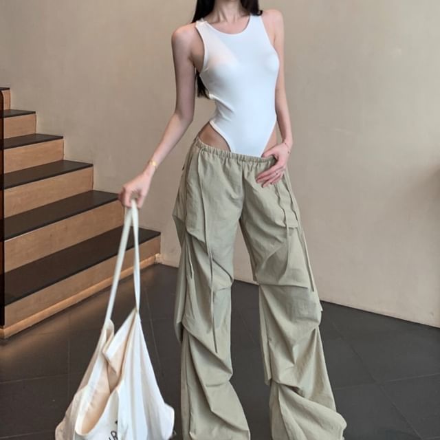 Plain Bodysuit Waist Pants Low Leg / Round Wide Neck Sleeveless Top Ruched