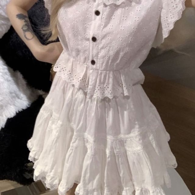 A-Line Trim Waist Lace Cap-Sleeve High / Flower Blouse Plain Mini Embroidered Skirt