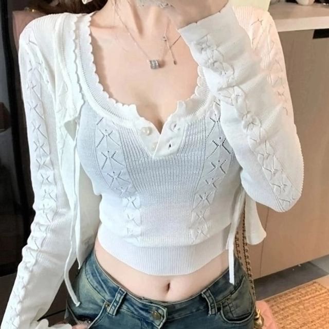 Sleeveless Plain Neck + Crop Cable Set: Top Scoop Cardigan Knit